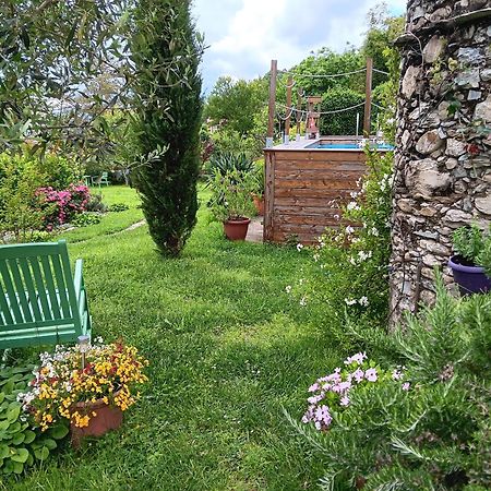 Monti Guesthouse Monti di Licciana Nardi Экстерьер фото