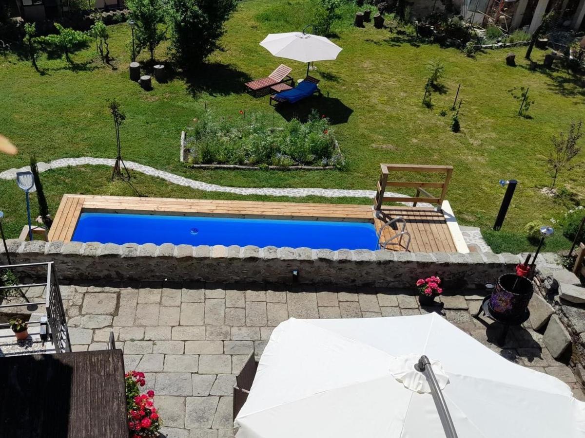 Monti Guesthouse Monti di Licciana Nardi Экстерьер фото