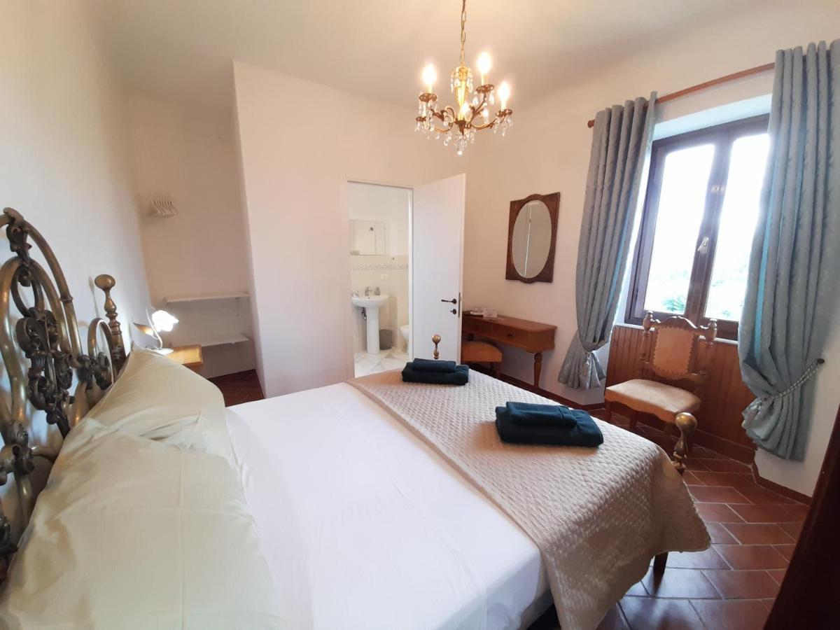 Monti Guesthouse Monti di Licciana Nardi Экстерьер фото