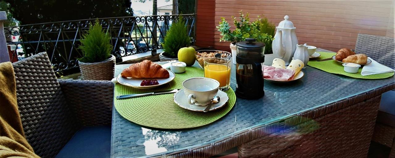 Monti Guesthouse Monti di Licciana Nardi Экстерьер фото