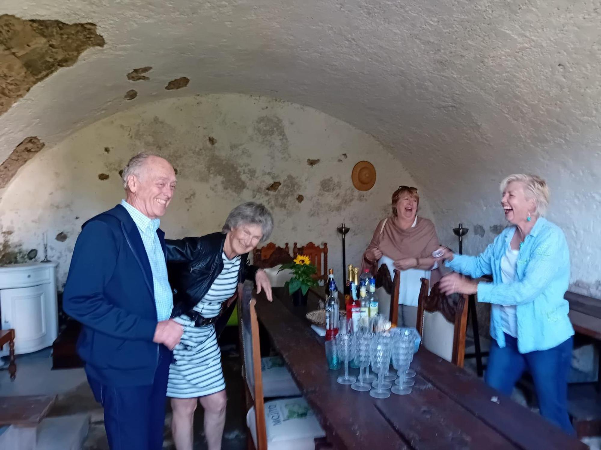 Monti Guesthouse Monti di Licciana Nardi Экстерьер фото