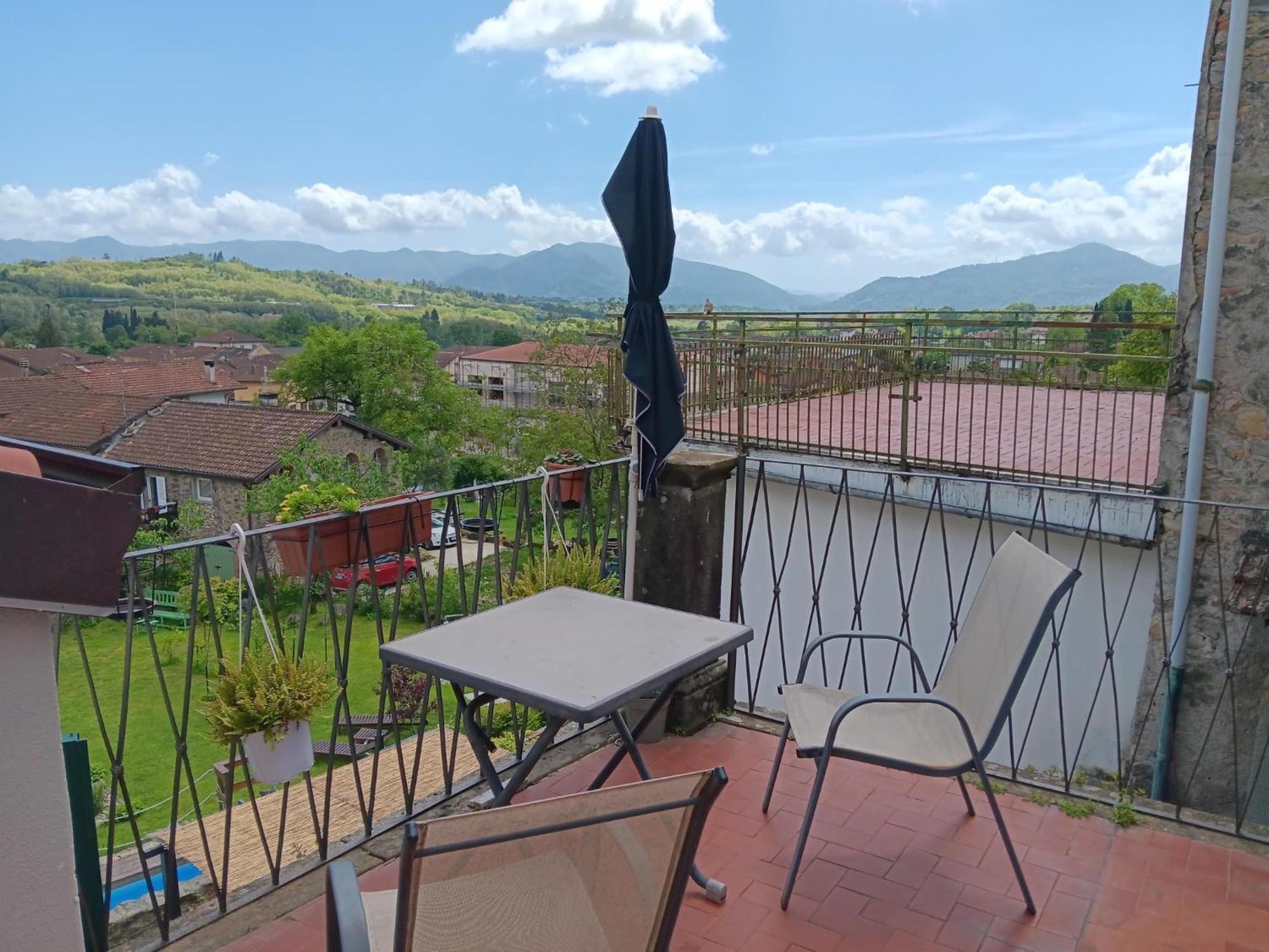 Monti Guesthouse Monti di Licciana Nardi Номер фото